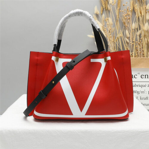 High Quality Luxury Valentino Garavani Vlogo Escape Tote Bag