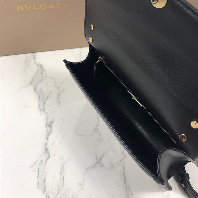 High Quality Luxury Bvlgari Serpenti Diamond Blast Chain Bag – 16 Cm product detail