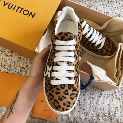 High Quality Luxury Louis Vuitton Frontrow Sneaker Low alternate view