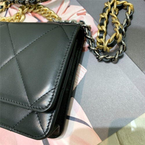 High Quality Luxury Chanel Wallet On Chain Quilted Caviar Gold-Tone Black product detail