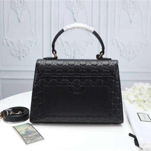 High Quality Luxury Medium Padlock Signature Leather Shoulder Bag alternate view