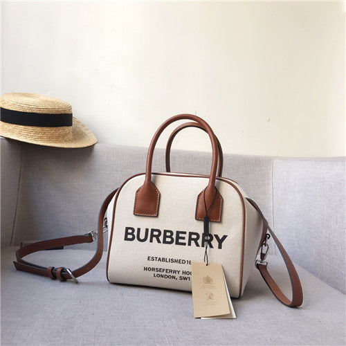 High Quality Luxury Burberry Cube Bag – Style 42416