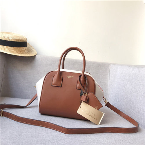 High Quality Luxury Burberry Cube Bag alternate view