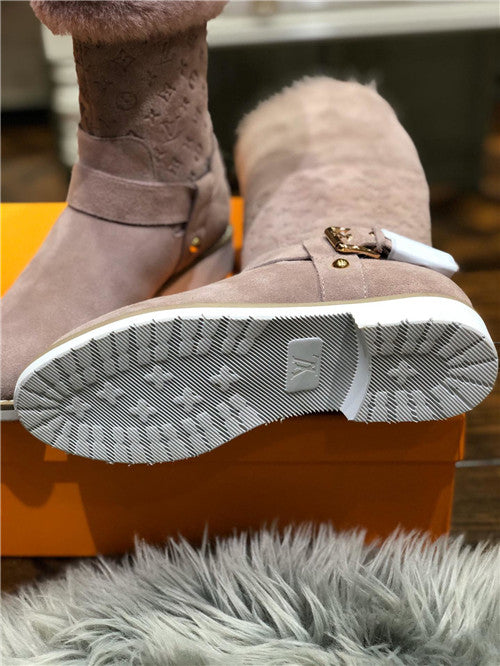 High Quality Luxury Louis Vuitton Boots – Style 44931 product detail
