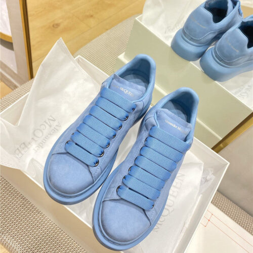 High Quality Luxury Alexander McQueen Macaron Frosted Sneakers alternate view