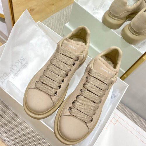 High Quality Luxury Alexander McQueen Macaron Frosted Sneakers – Style 16867 alternate view