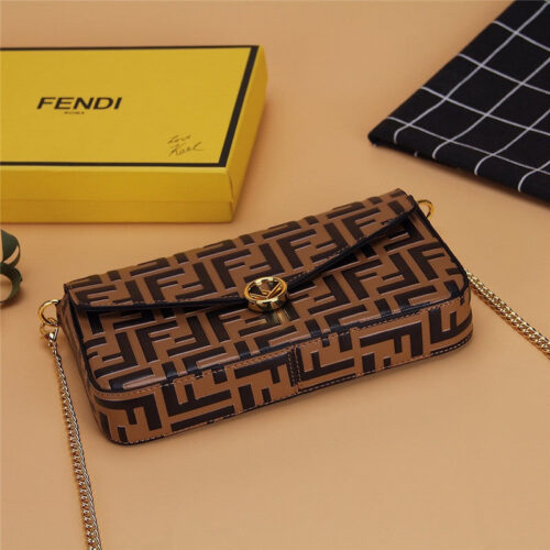 High Quality Luxury Fendi Three-Piece Wallet Brown product detail