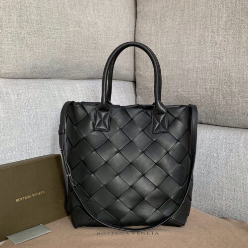 High Quality Luxury Bottega Veneta Leather Check Cabat Tote Bag In Black