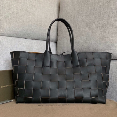 High Quality Luxury Bottega Veneta Tote In Fondente Maxi Intreccio In Black