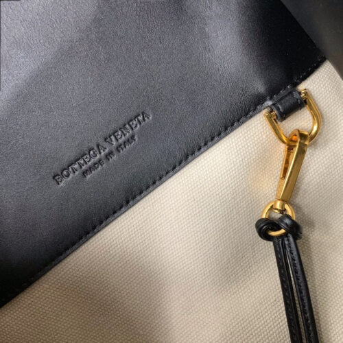 High Quality Luxury Bottega Veneta Quad Leather-Trimmed Canvas Tote Bag In Black White product detail