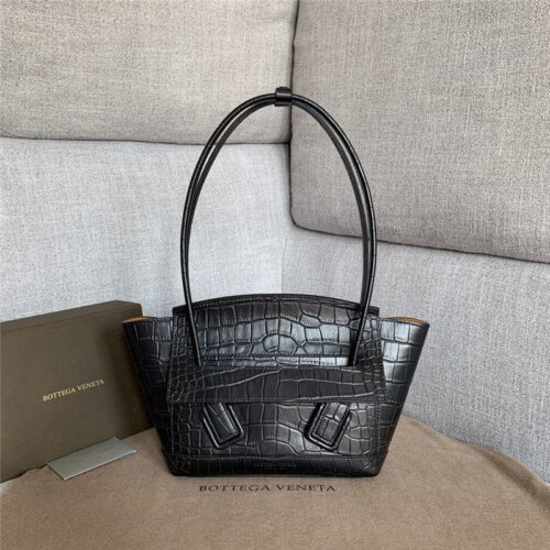 High Quality Luxury Bottega Veneta Arco Mini Crocodile Black