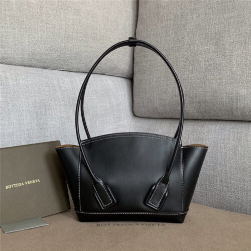 High Quality Luxury Bottega Veneta Arco Mini Black product detail