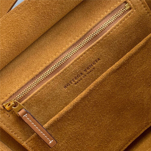 High Quality Luxury Bottega Veneta Arco Mini Khaki product detail