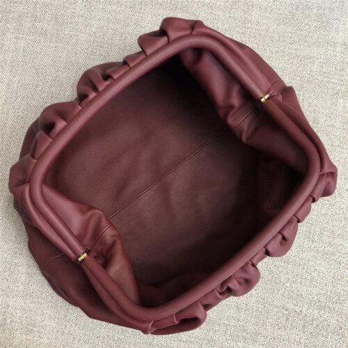 High Quality Luxury Bottega Veneta The Pouch Bag Red Wine product detail