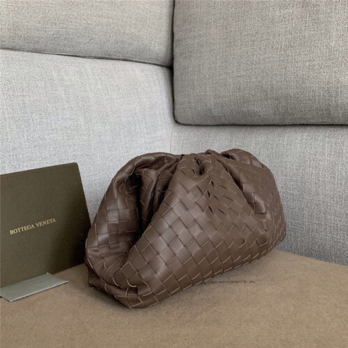 High Quality Luxury Bottega Veneta The Pouch Bag alternate view