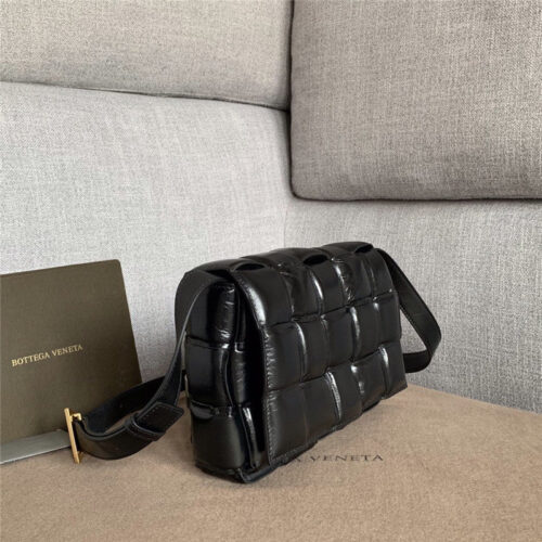 High Quality Luxury Bottega Veneta Padded Cassette Bag Black product detail