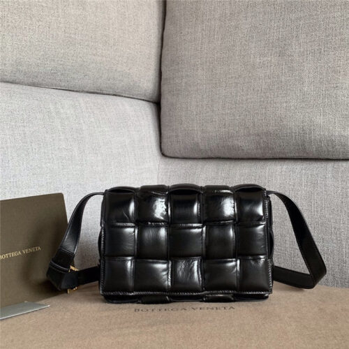 High Quality Luxury Bottega Veneta Padded Cassette Bag Black
