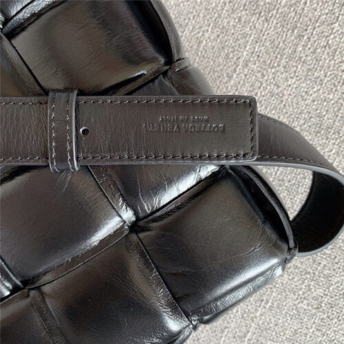 High Quality Luxury Bottega Veneta Padded Cassette Bag Black product detail