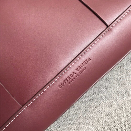 High Quality Luxury Bottega Veneta | Arco 56 Bag product detail