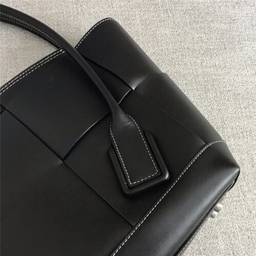 High Quality Luxury Bottega Veneta | Arco 48 Bag product detail