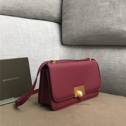 High Quality Luxury Bottega Veneta Mini Ronde Leather Shoulder Bag product detail