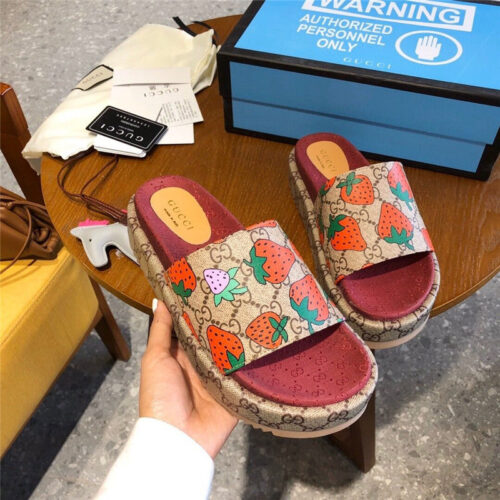 High Quality Luxury Gucci Slippers Sandals – Style 57523 product detail