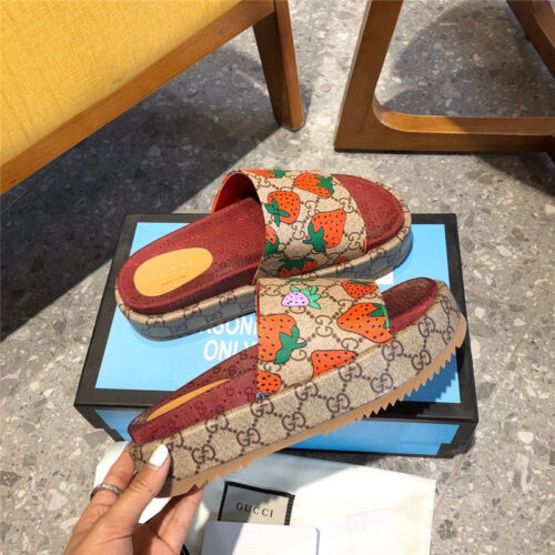 High Quality Luxury Gucci Slippers Sandals – Style 57523 alternate view