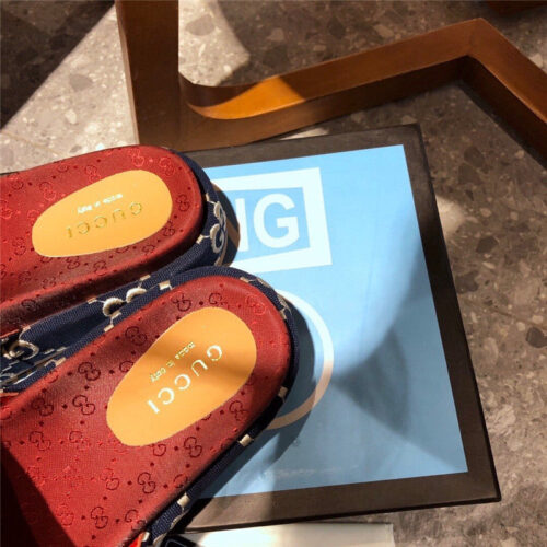 High Quality Luxury Gucci Slippers Sandals – Style 26451 product detail