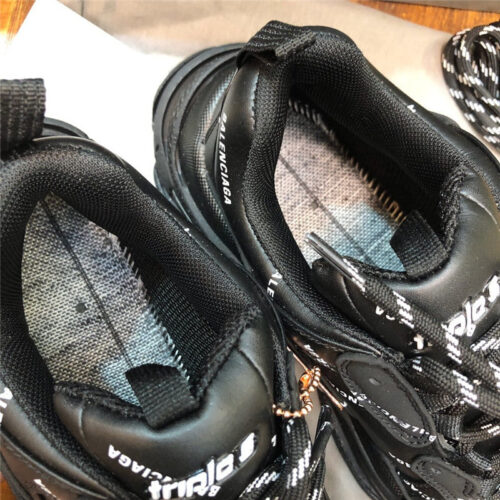 High Quality Luxury Balenciaga Triple S Sneakers – Style 97923 product detail