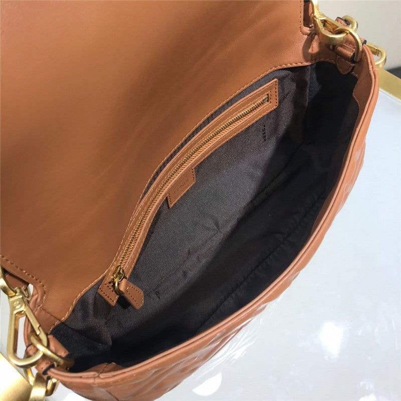 High Quality Luxury Fendi Baguette Medium Brown product detail