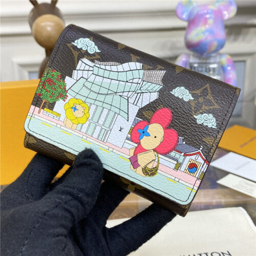 High Quality Luxury Louis Vuitton Victorine Wallet alternate view