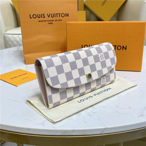 High Quality Luxury Louis Vuitton Emilie Wallet alternate view