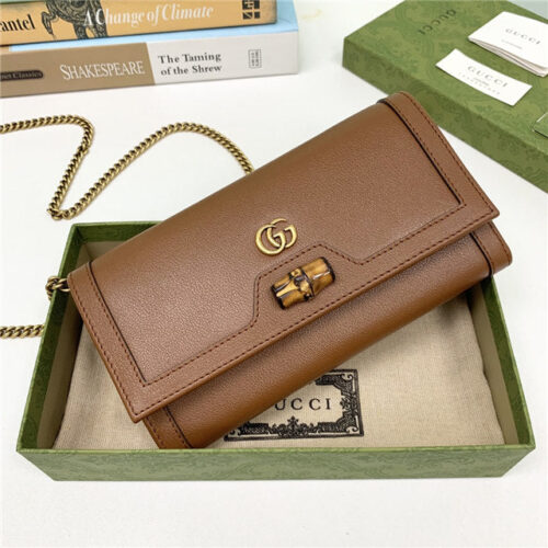 High Quality Luxury Gucci Diana Chain Wallet With Bamboo (Varied Colors) product detail