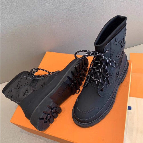 High Quality Luxury Louis Vuitton Frontrow Sneaker – Style 96131 product detail