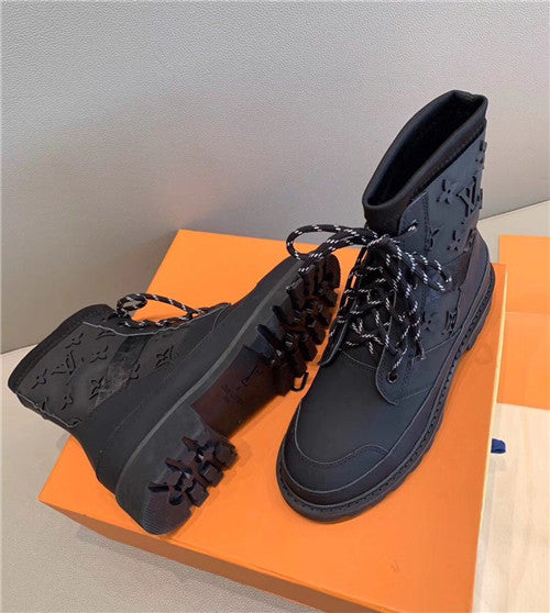 High Quality Luxury Louis Vuitton Frontrow Sneaker – Style 96131 product detail