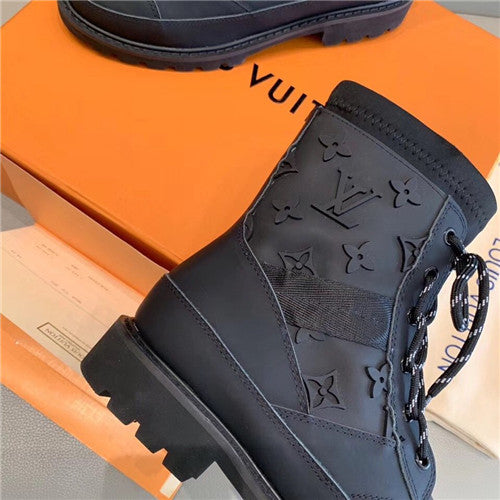 High Quality Luxury Louis Vuitton Frontrow Sneaker – Style 96131 product detail