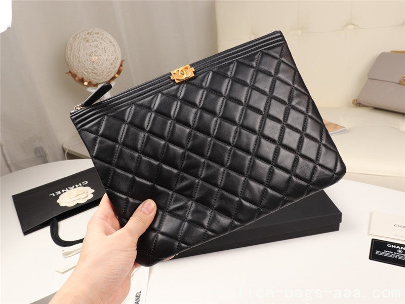 High Quality Luxury Chanel Classic Boy Small Bag product detail