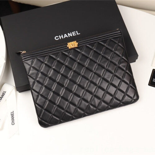 High Quality Luxury Chanel Classic Boy Small Bag product detail