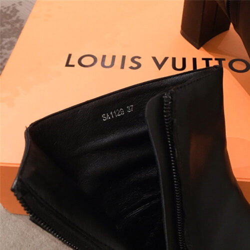 High Quality Luxury Louis Vuitton Fake LV Boots In Black product detail