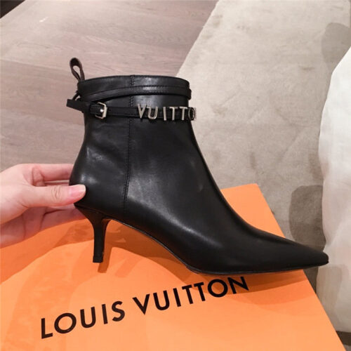 High Quality Luxury Louis Vuitton Boots In Black product detail