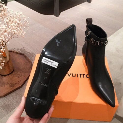 High Quality Luxury Louis Vuitton Boots In Black product detail