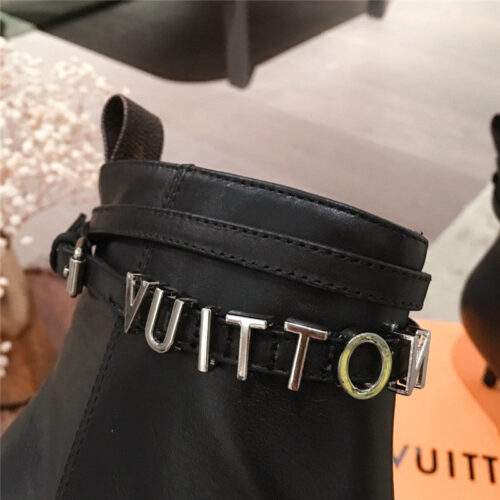 High Quality Luxury Louis Vuitton Boots In Black product detail