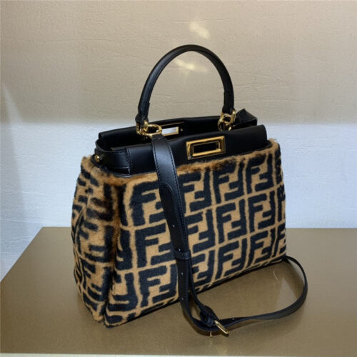 High Quality Luxury Fendi Peekaboo FF Fur Bag product detail