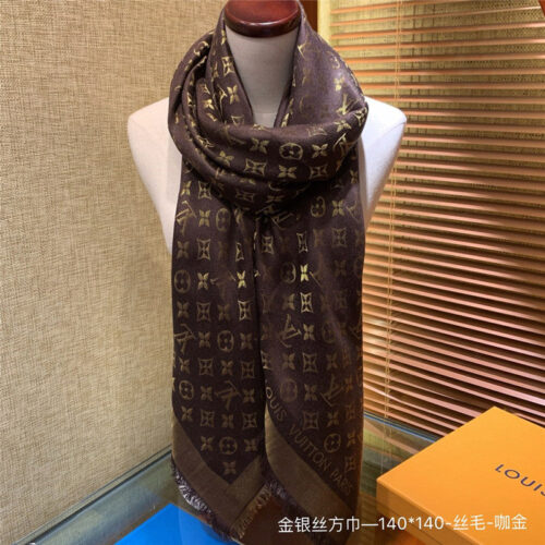 High Quality Luxury Louis Vuitton So Shine Monogram Scarf Shawl – Style 26676 alternate view