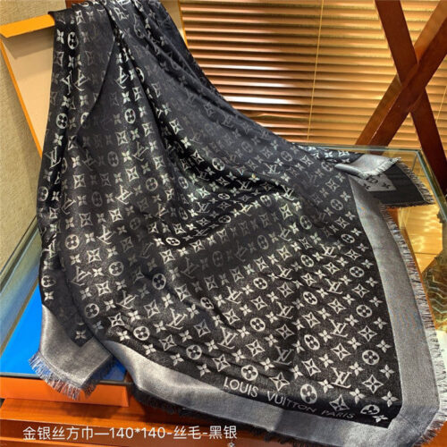 High Quality Luxury Louis Vuitton So Shine Monogram Scarf Shawl product detail