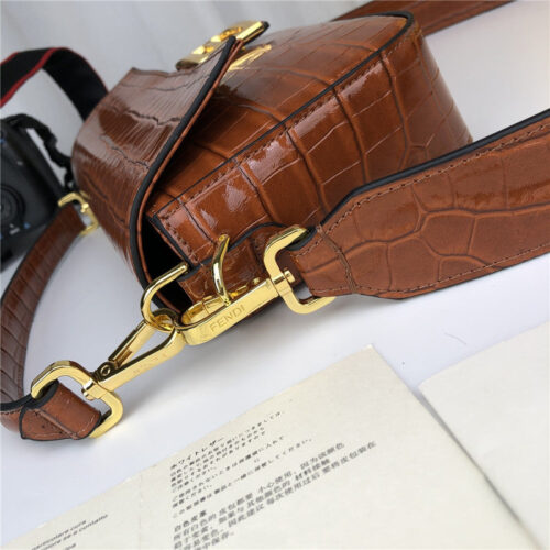 High Quality Luxury Fendi Crocodile Baguette product detail