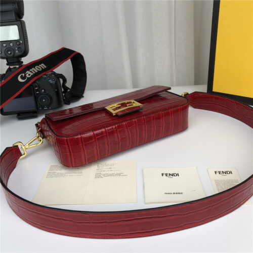 High Quality Luxury Fendi Crocodile Baguette Red product detail