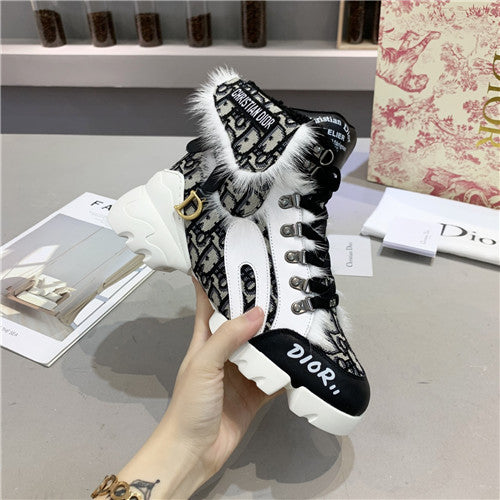 High Quality Luxury Dior Sneaker – Style 01030 alternate view
