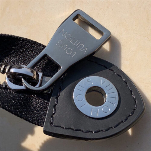 High Quality Luxury Louis Vuitton Toiletry Pouch 26 product detail
