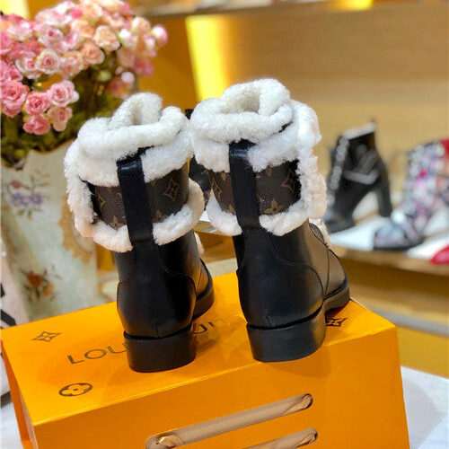 High Quality Luxury Louis Vuitton Ladies Wool Lace Up Boots – Style 97763 product detail